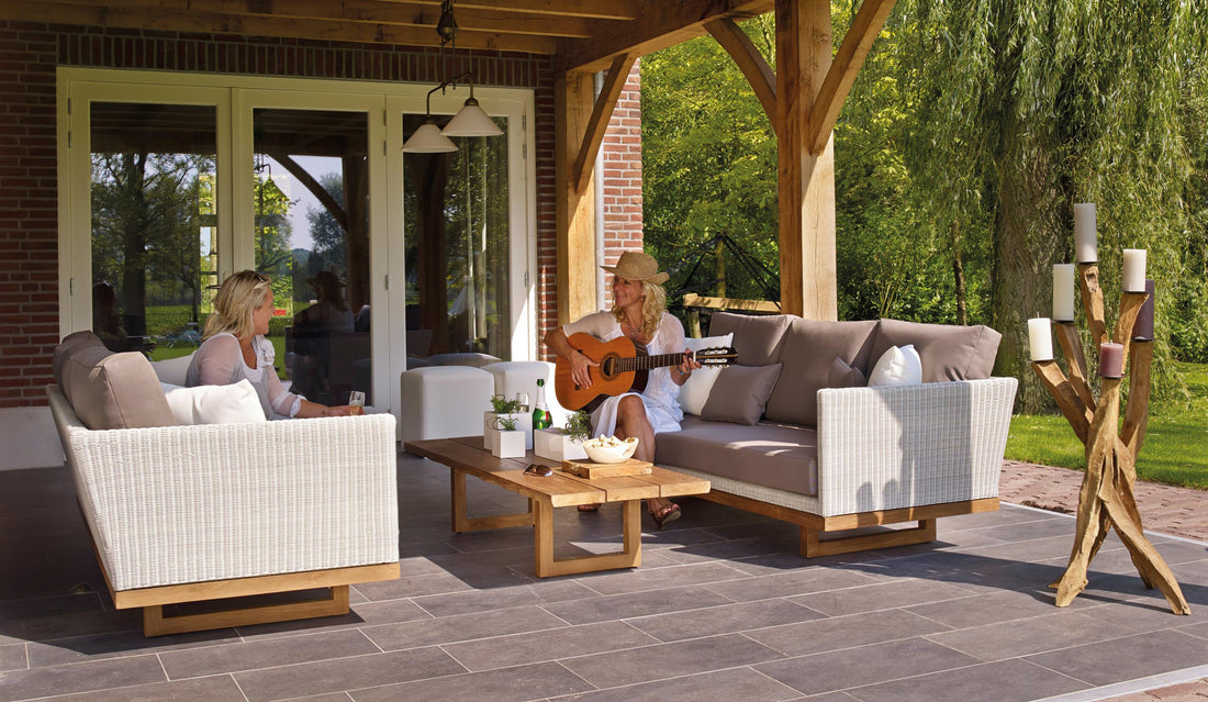 Four Types of Maintenance for Outdoor Furniture (2)
